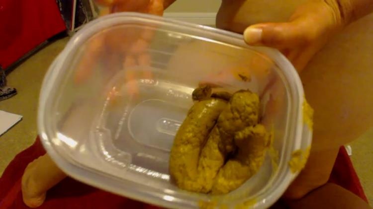 Poop in a plastic container - ModelNatalya94 [2021 | FullHD]