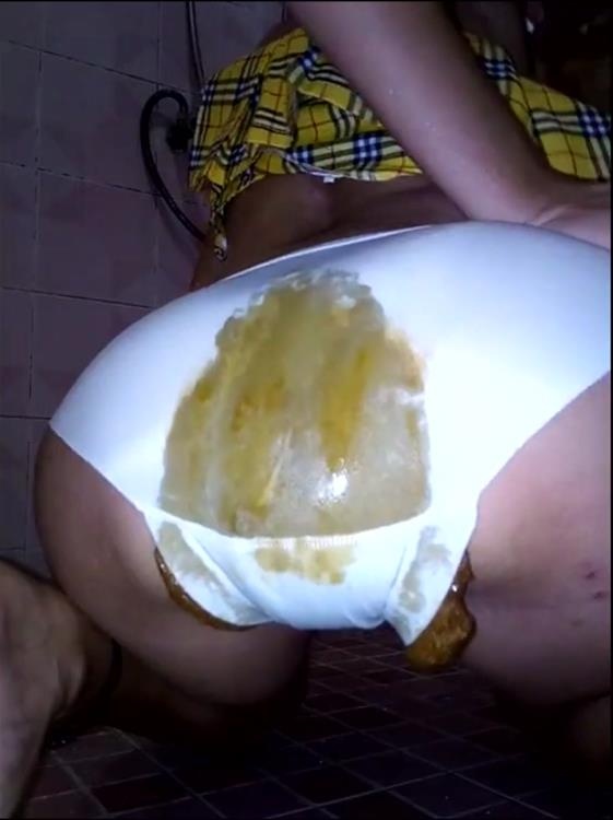 Filthy Schoolgirl Poop in Her White Panty and Make Big Mess with Poo Smearing - Amateurs [2021 | SD] - Scatshop