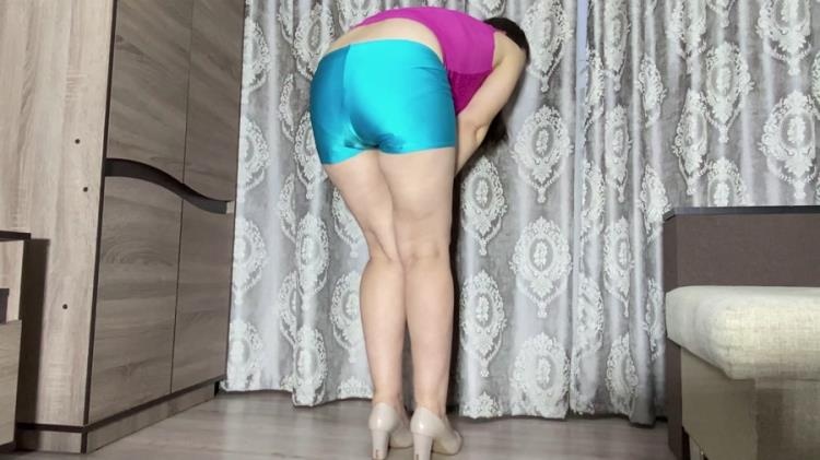 Ruslana Shiny Shorts Poop - thefartbabes [2021 | FullHD] - Scatshop