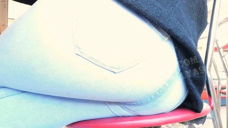 Olga in dirty jeans on the street - ModelNatalya94 [2021 | FullHD] - Scatshop