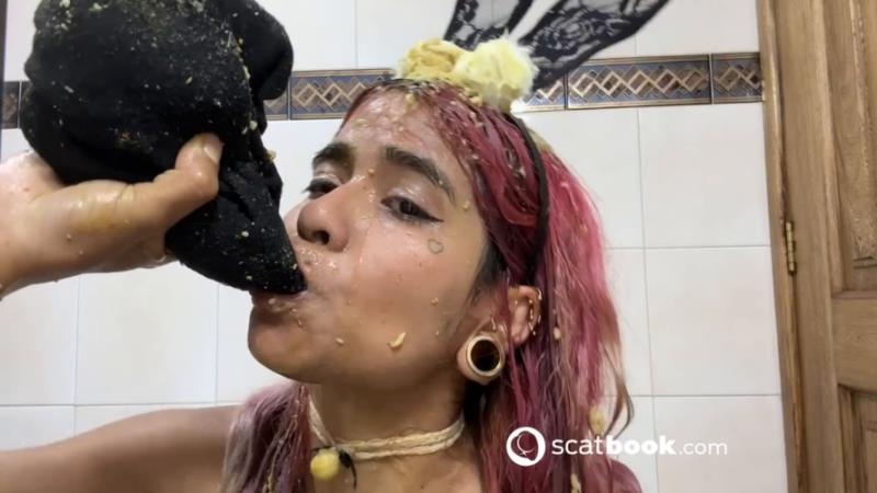 Dirty play with my pee P1 [2025 | HD]