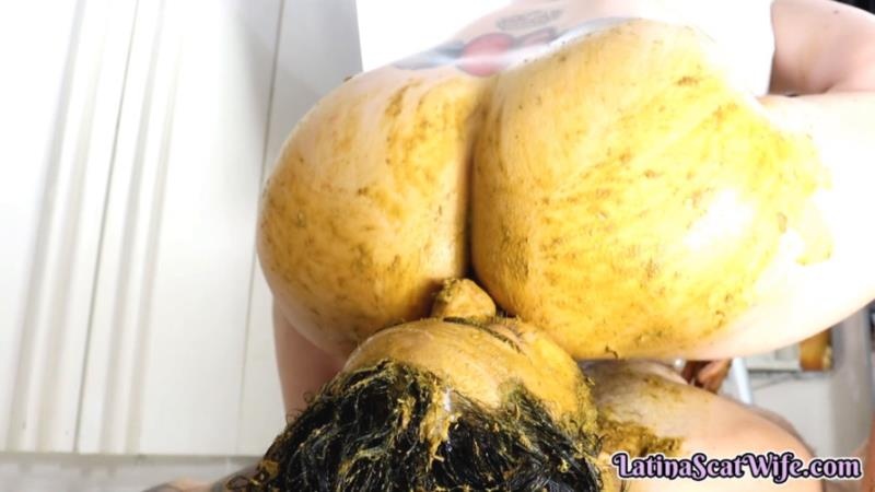 LATINA SCAT WIFE - Having Fun With The Bathroom Slave [2025 | FullHD]