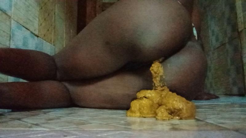 Side pooping and smearing - PrettyEbonies [2026 | FullHD]