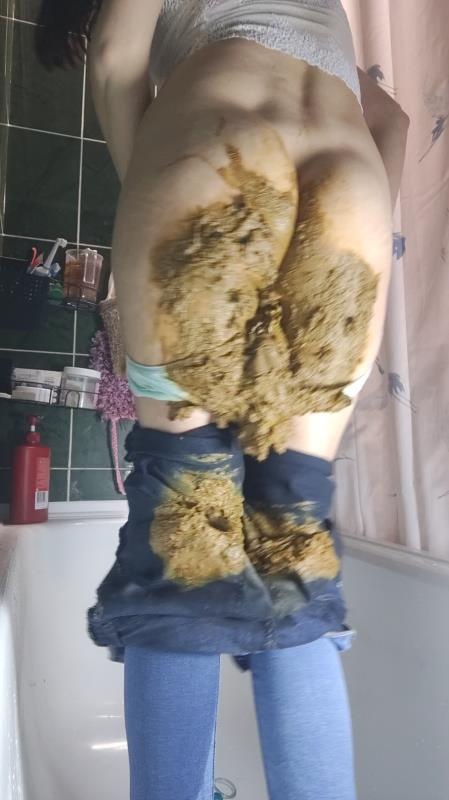 poop in skinny jeans and panties [2026 | SD]