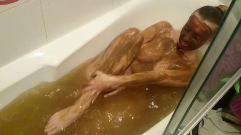 Bathing in Shit Water and Smearing P2. P1 - Brown Wife [2026 | FullHD]