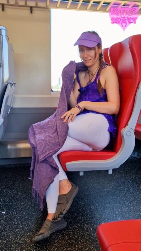 Public Crowded Train Shit in White Leggings - Kitty Skatt [2026 | SD]