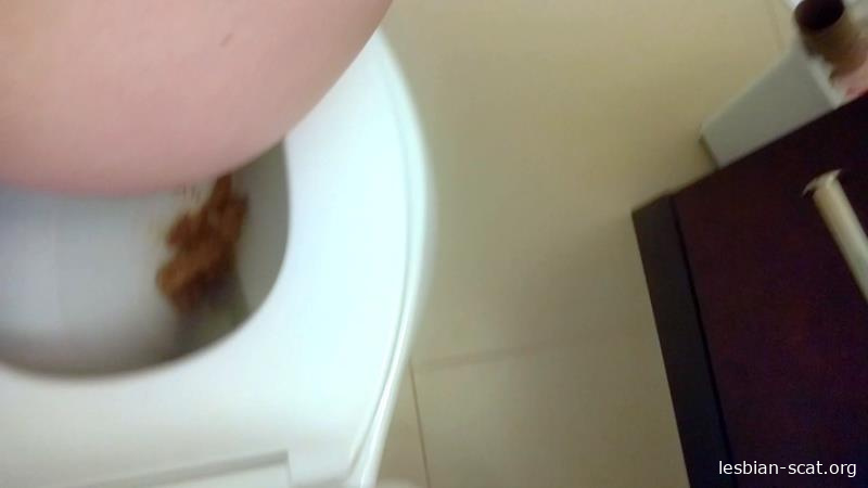 Cute, Casual Toilet Poo (+ wiping and flushing!) - CassieScat [2026 | FullHD]